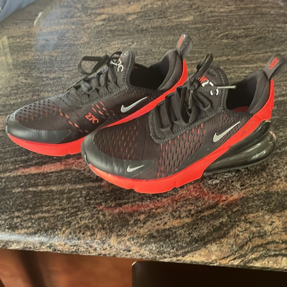 Nike air max 270 size 5Y hardly worn - Picture 2 of 5